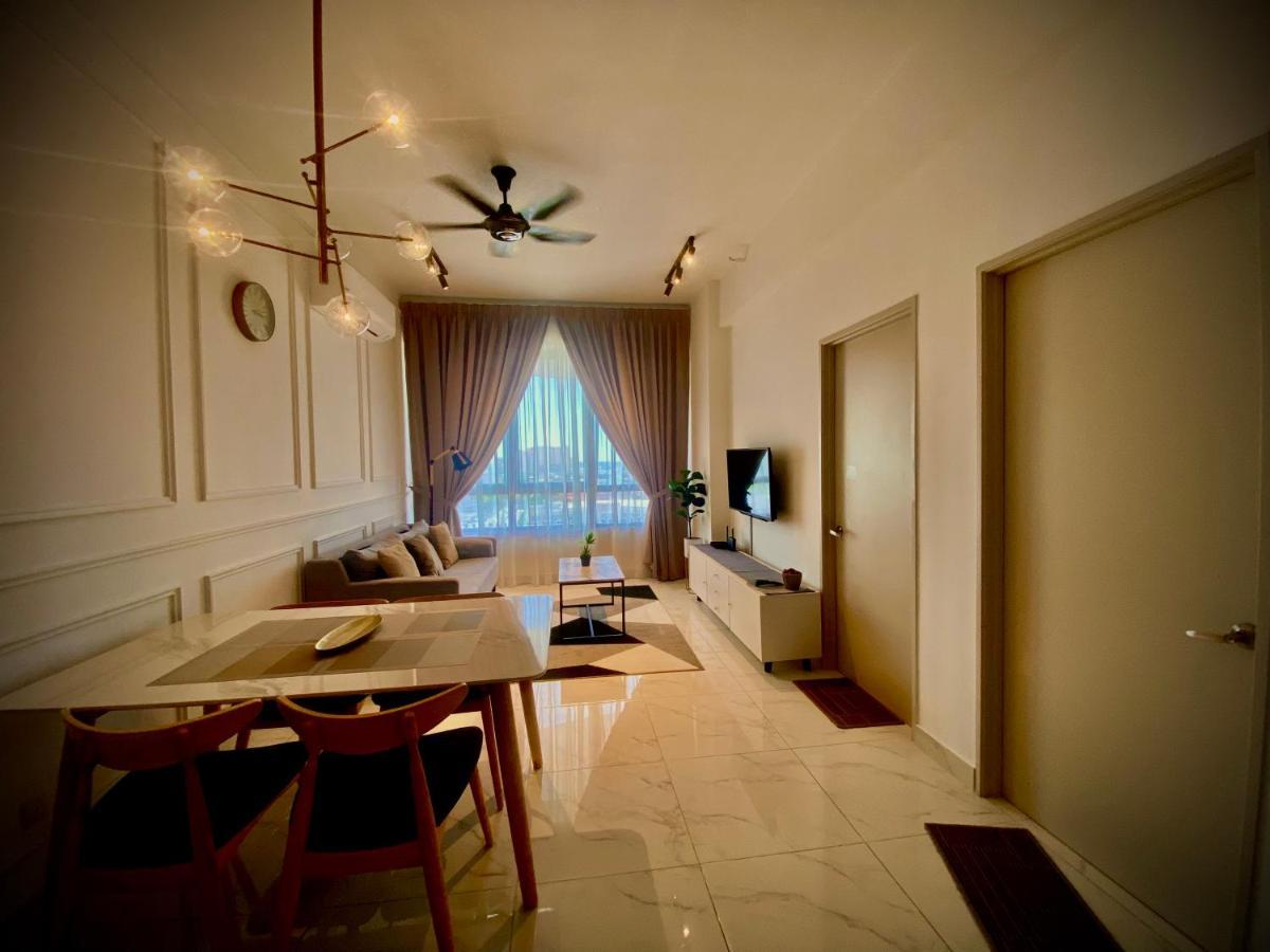 Jsadli Suite Troika Residence コタバル エクステリア 写真