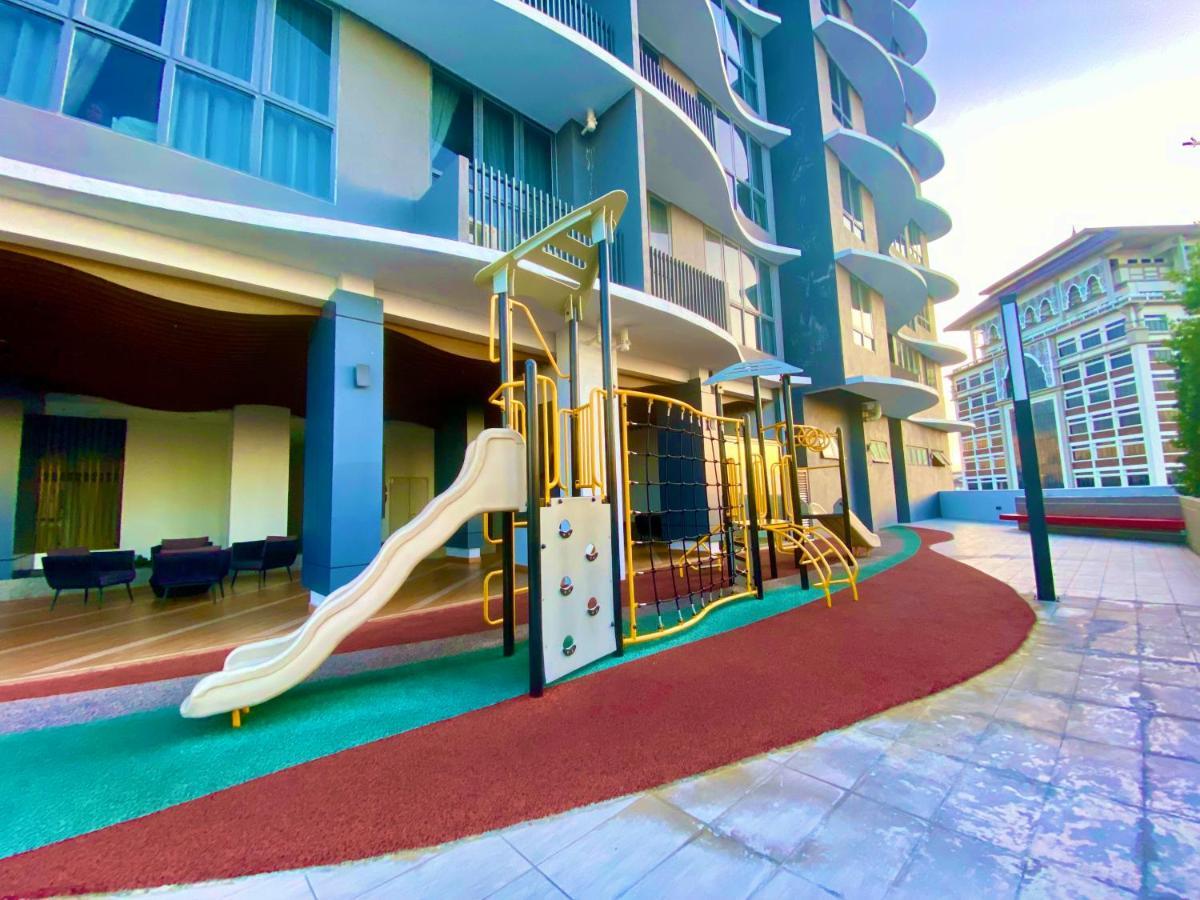 Jsadli Suite Troika Residence コタバル エクステリア 写真