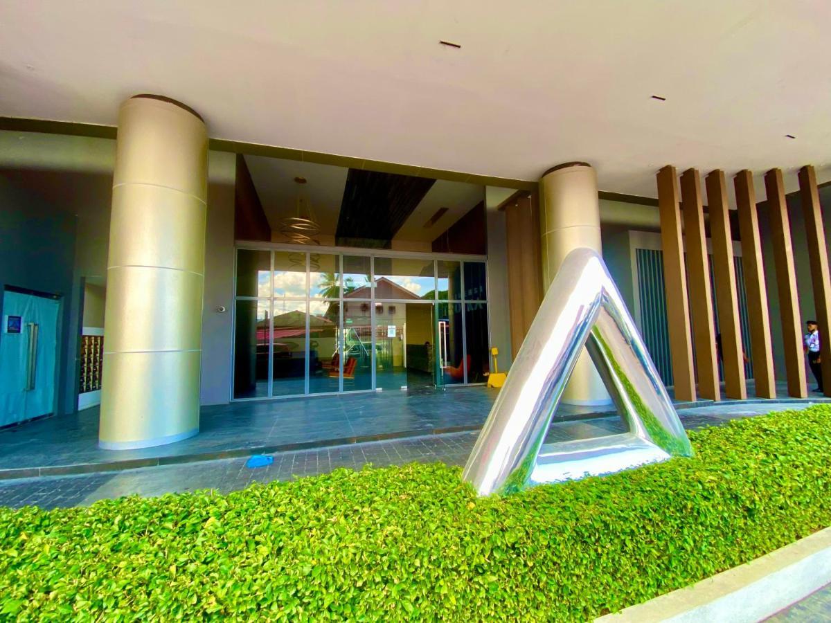 Jsadli Suite Troika Residence コタバル エクステリア 写真